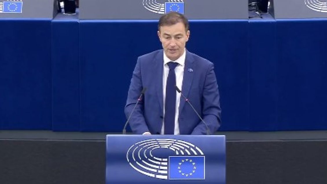 Eurodeputeti nga Bullgaria: Serbia të zgjedh anë – ose me BE-në ose me Rusinë