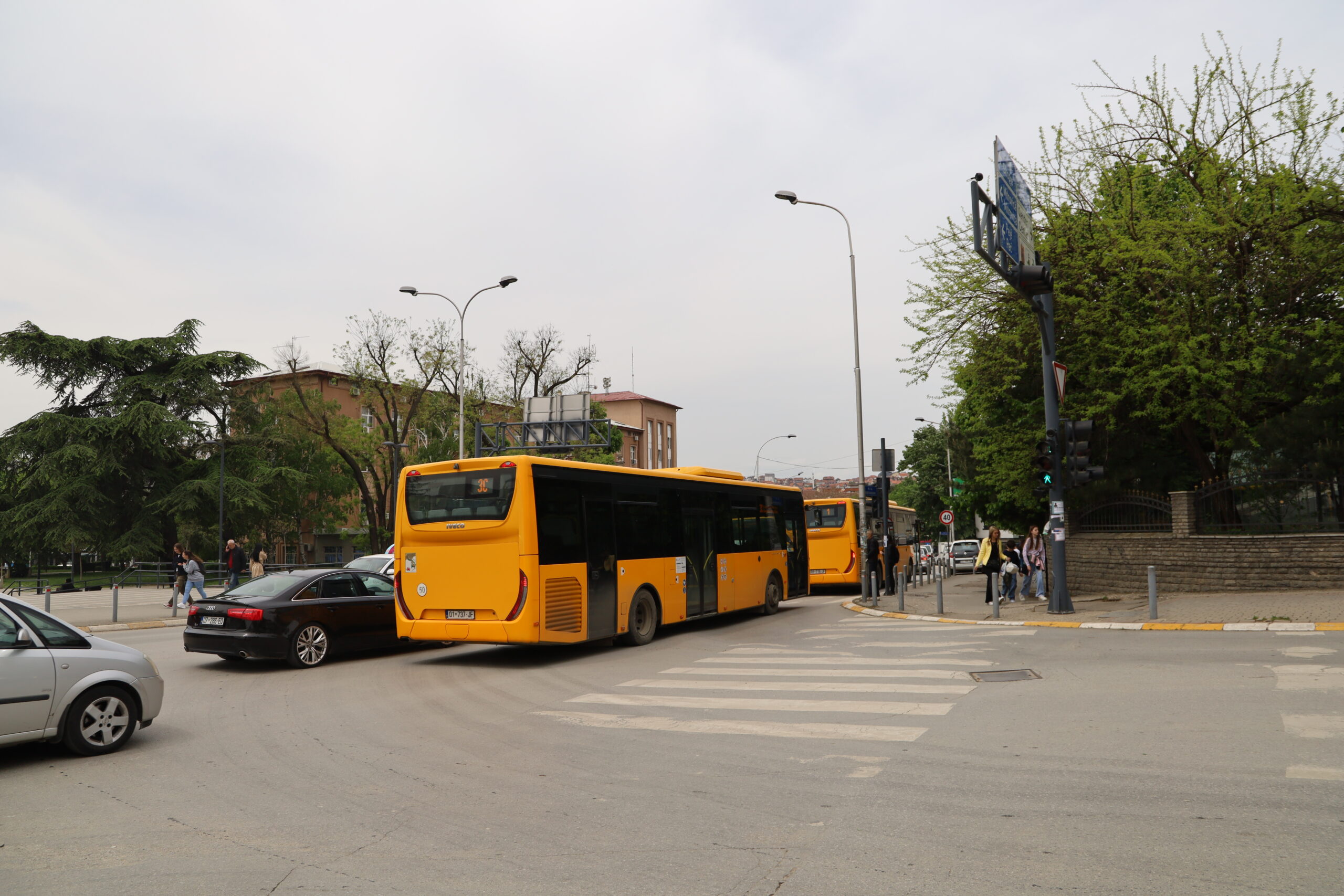 Rama tregon si t’i blini biletat e Trafikut Urban përmes sms