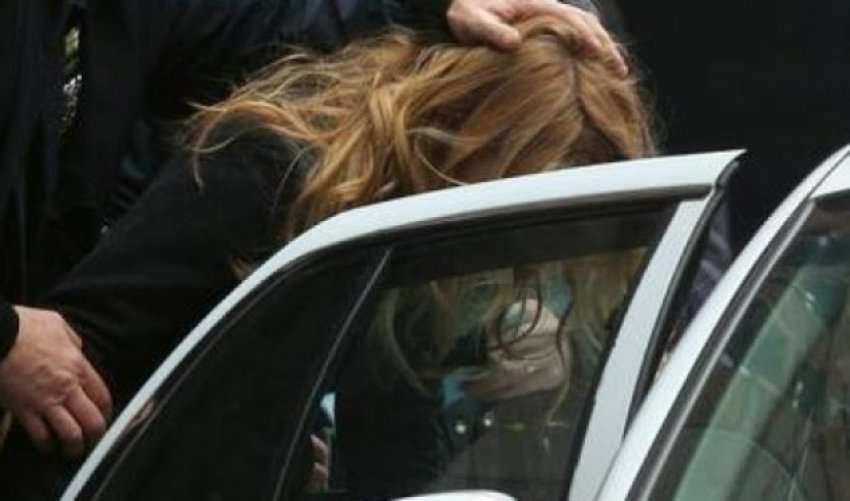Arrestohet një grua në Gjakovë, kanosi bashkëshortin e saj