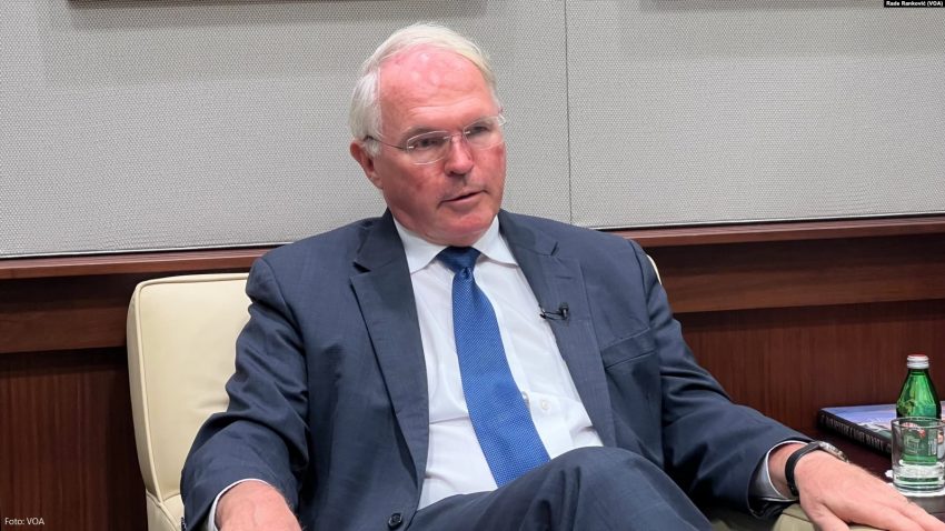 Hill: Serbia duhet ta kuptojë se Kosova është shtet
