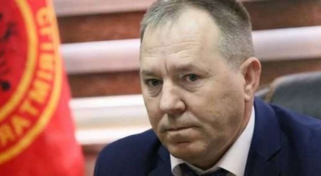 Gucati fton Kurtin të marrë pjesë në protestë