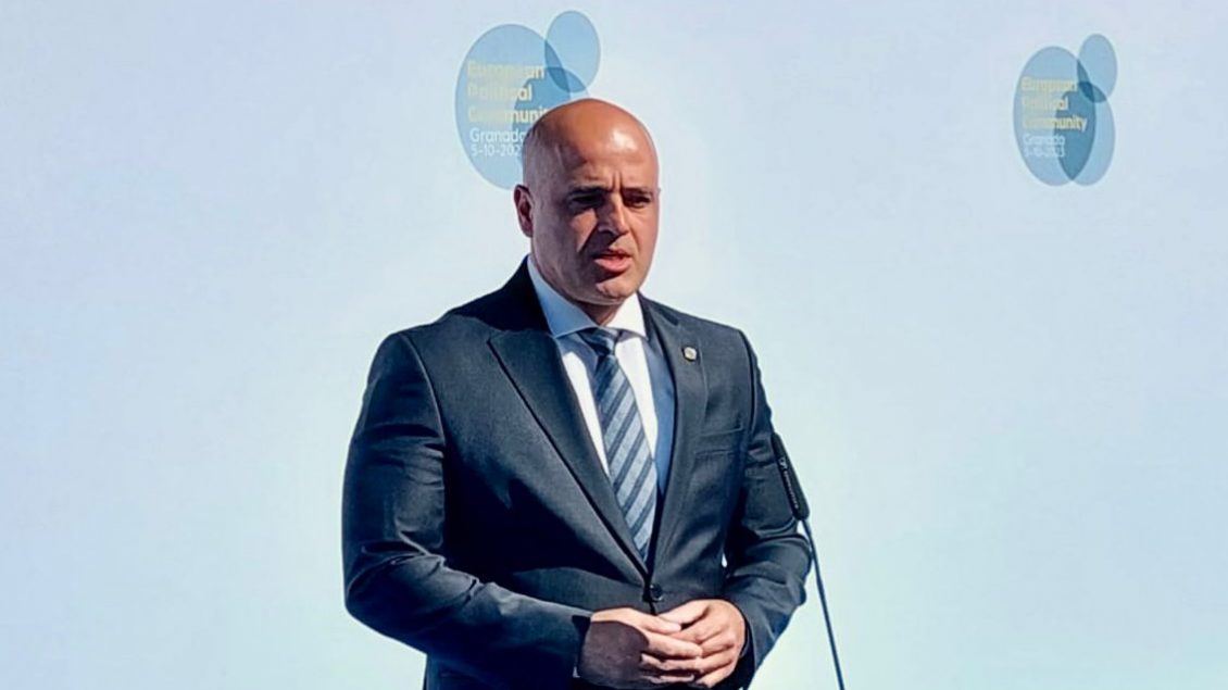 Kovaçevski pjesëmarrës në Samitin e liderëve në Tiranë