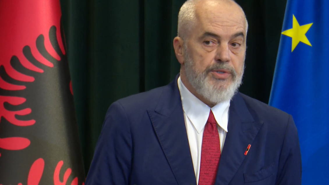 Rama pas pezullimit të vizave: Kosova është futur në një kurth që ia ka bërë vetes