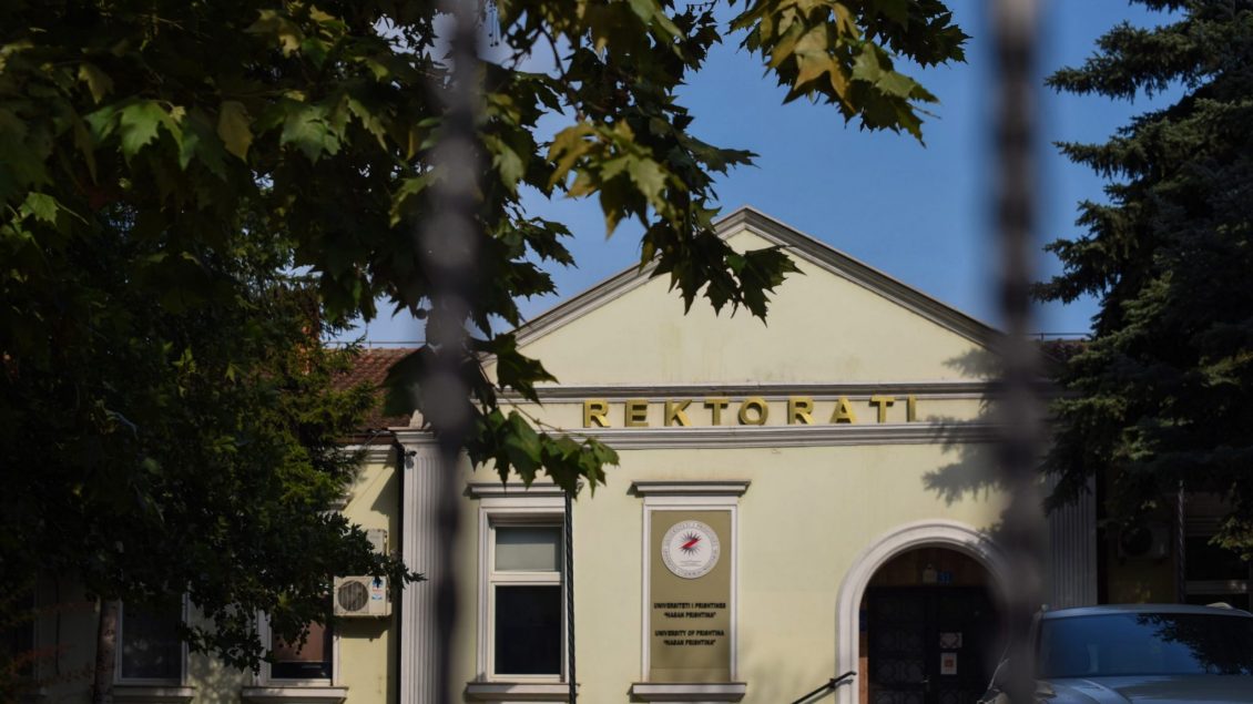 Qeveria ia përcjell Kuvendit për miratim statutin e ri të Universitetit të Prishtinës