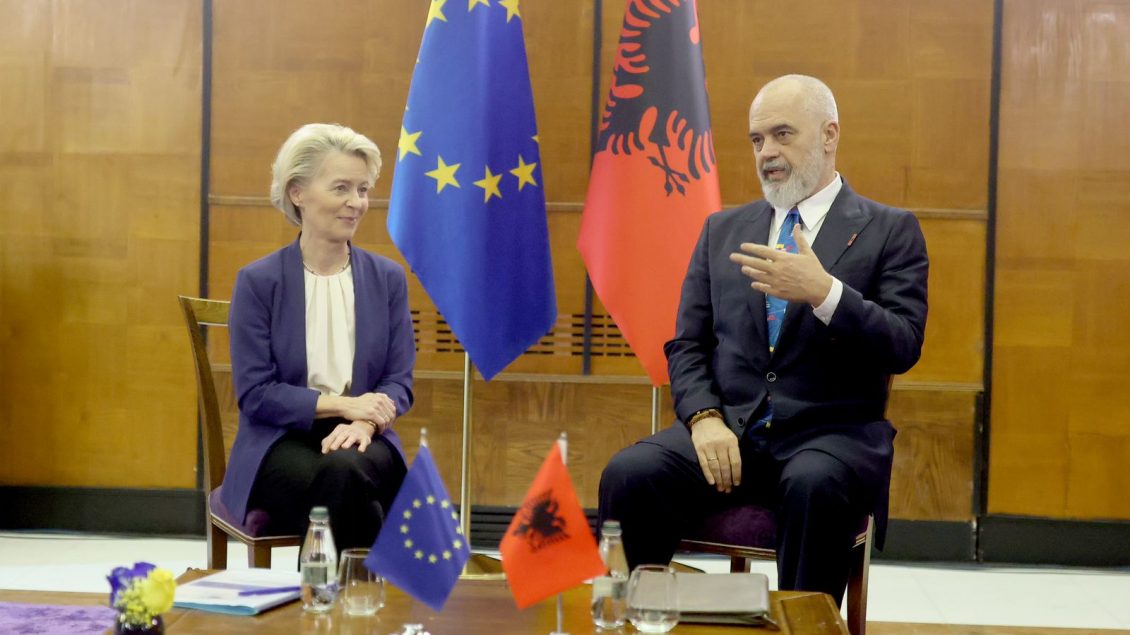 Von der Leyen në Tiranë: Investimet e BE- së varen nga reformat