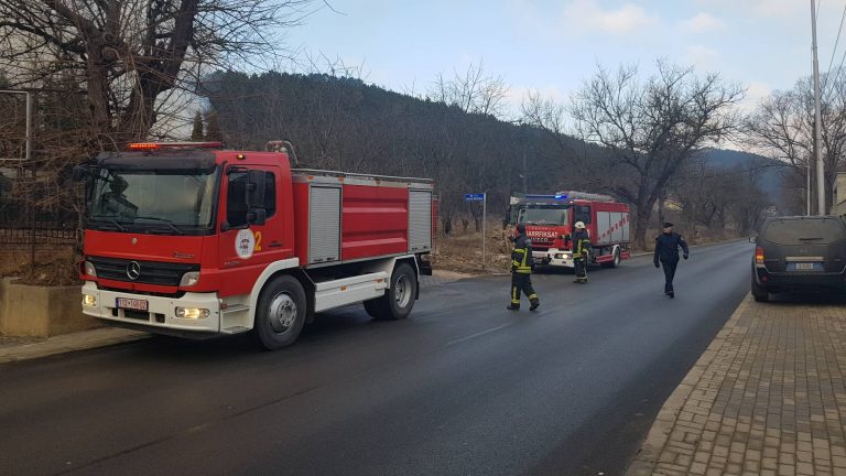 Zjarrfikësit nesër protestojnë para Qeverisë