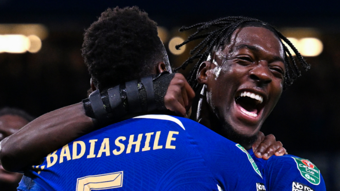 Chelsea kalon në çerekfinale të Carabao Cup