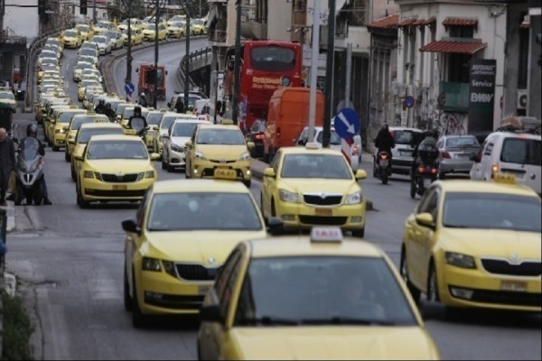 ​Greqi, taksitë në grevë 48-orëshe deri të premten