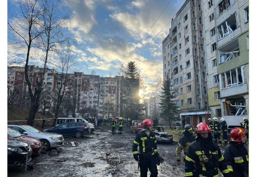 Të paktën 20 të vrarë nga bombardimet gjatë natës në Ukrainë