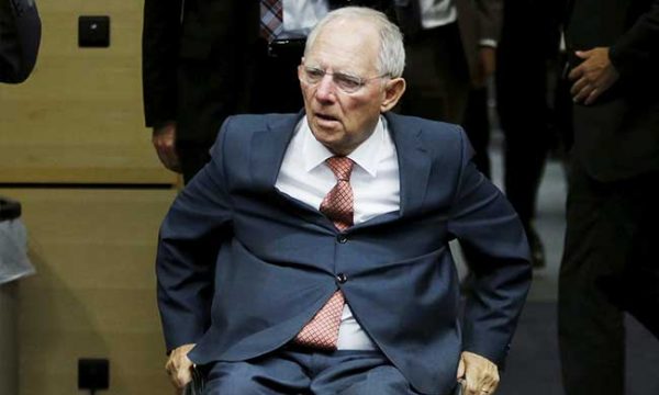 Vdes në moshën 81 vjeçare veterani i CDU-së Wolfgang Schäuble