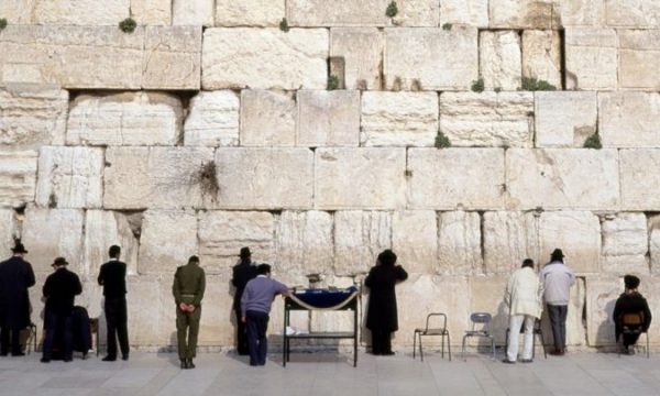 Muri i Lotëve, historia tragjike e njërit prej objekteve më të famshme në Jeruzalem