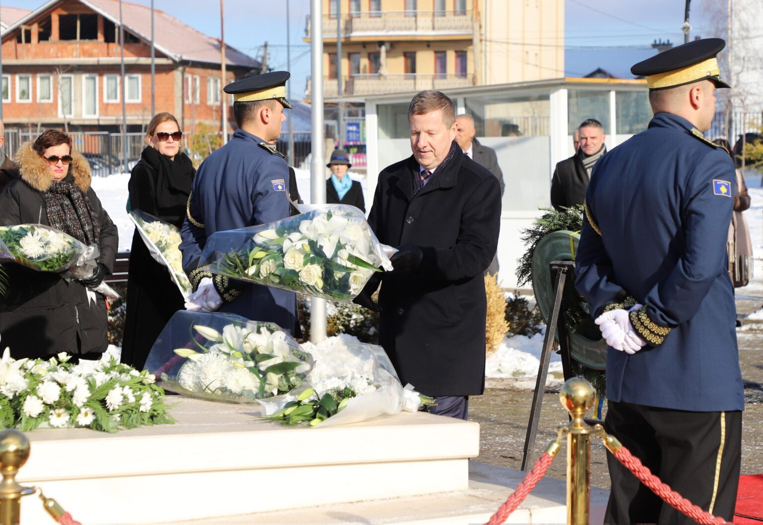 Szunyog: Rugova do të mbahet mend si njeri i përkushtuar ndaj paqes