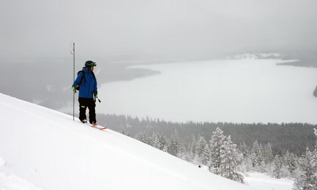 Orteku zë dy persona në Finlandë, nëna humb jetën, i mituri në kërkim