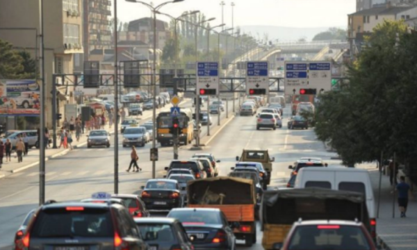 Vizita e Pendarovskit, Policia do të bëjë ndërprerje të përkohshme të qarkullimit në disa segmente rrugore