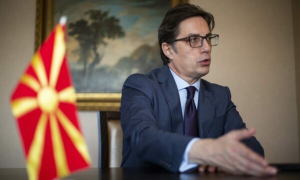 Sot në Kosovë vjen presidenti Pendarovski, pritet nga Osmani