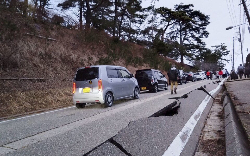 Tërmeti në Japoni: Anulohen dhjetëra fluturime, 36 mijë shtëpi mbesin pa rrymë