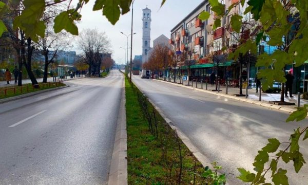 “Nuk jemi dele”, prishtinasit paralajmërojnë protestë për hapjen e rrugës “Xhorxh Bush”