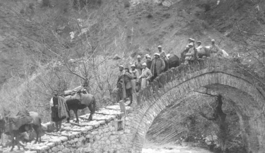 “Më erdhi një grua shqiptare e hipur mbi mushkë e njomë dhe e hirshme”- Kujtimet e panjohura të mjekut italian