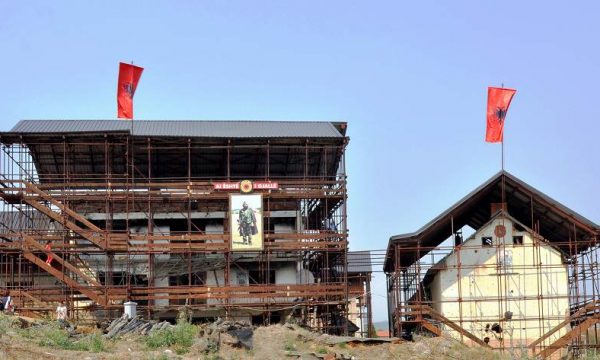 Tenderi tre milionësh për Kompleksin Memorial “Adem Jashari”, përfundon sot në Gjykatë Komerciale