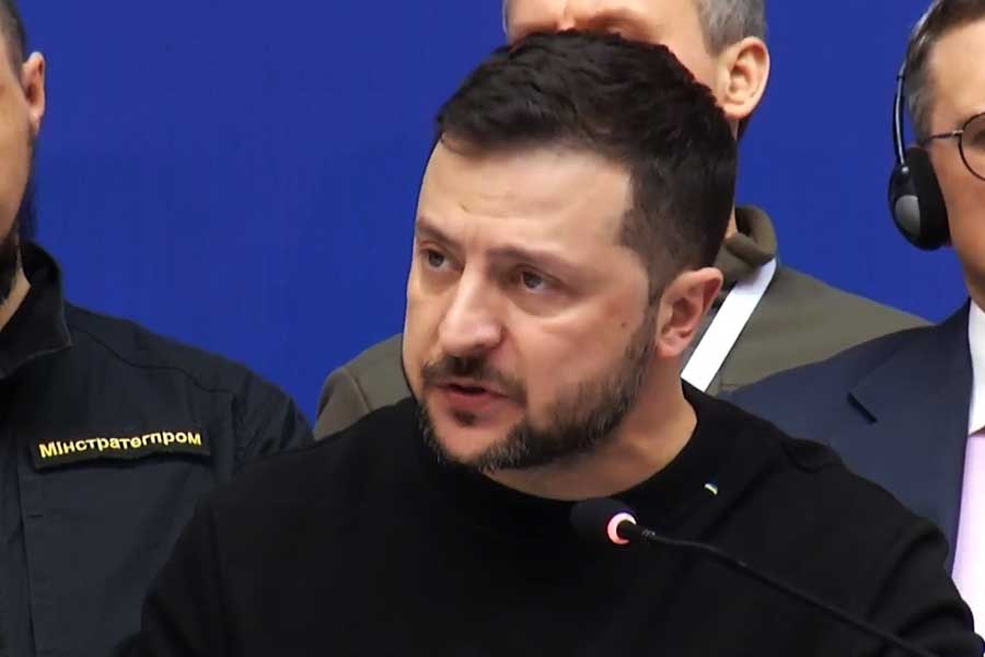 Shefi i stafit të Zelenskyt: Goditja brenda Rusisë është një “vendim jetik”