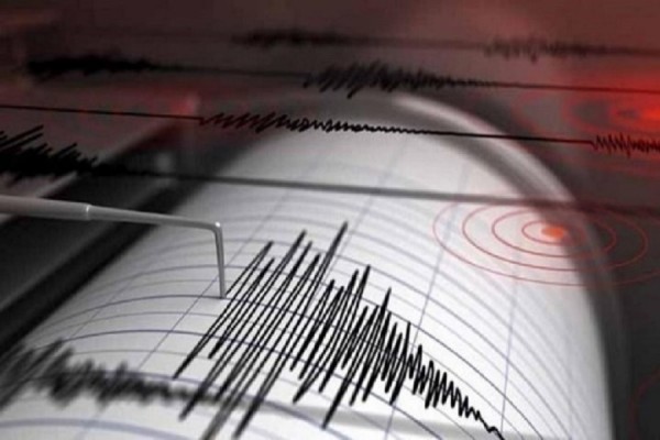 Indonezia u godit nga një tërmet me magnitudë 6.4 ballë