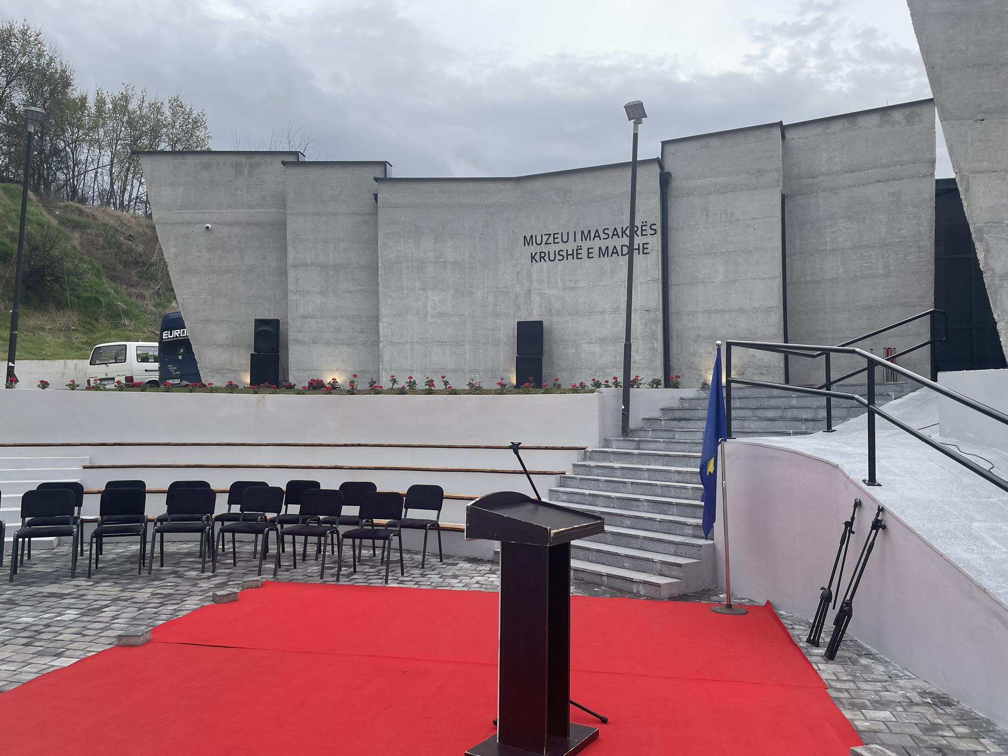 Shënimi i 25 vjetorit të Masakrës së Krushës së Madhe, pamje (Muzeu i Masakrës)