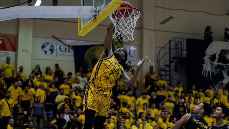 Peja lufton fortë, por nuk ia dal ndaj AEL Limassol