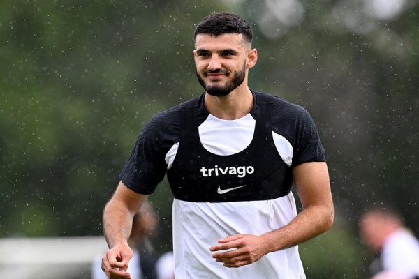 ​Skuadra angleze ofron 20 milionë euro për Brojën