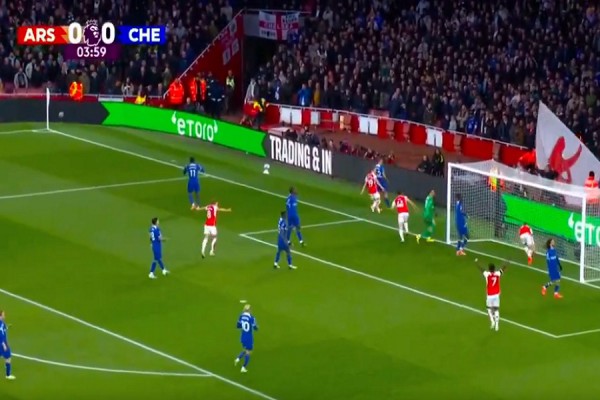 Zhbllokohet derbi londinez mes Arsenalit dhe Chelseat