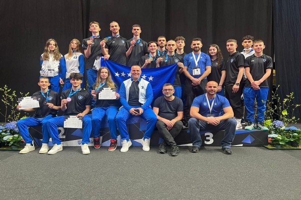 ​Fantastike, Kombëtarja e Taekwondo-së i sjell Kosovës 18 medalje nga Estonia