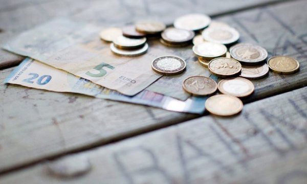 1.34 miliardë euro nga mërgimtarët vitin e kaluar, lista nga cili shtet u dërguan më së shumti