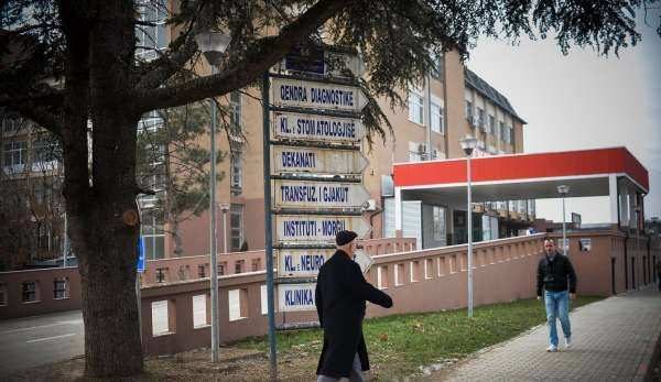 Vdes një person në QKUK, ishte lënduar në një aksident në Prizren javën e kaluar