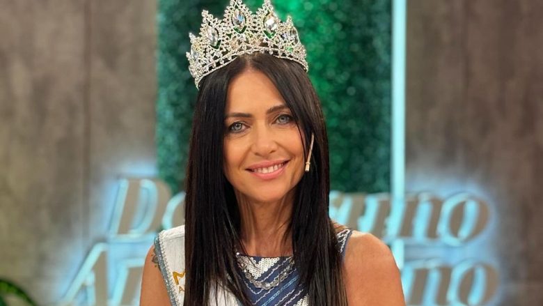 Argjentinasja 60-vjeçare hyn në histori, kurorëzohet Miss Universe Buenos Aires