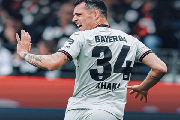​Xhaka shënon në ndeshjen e 48-të pa humbje të Bayerit