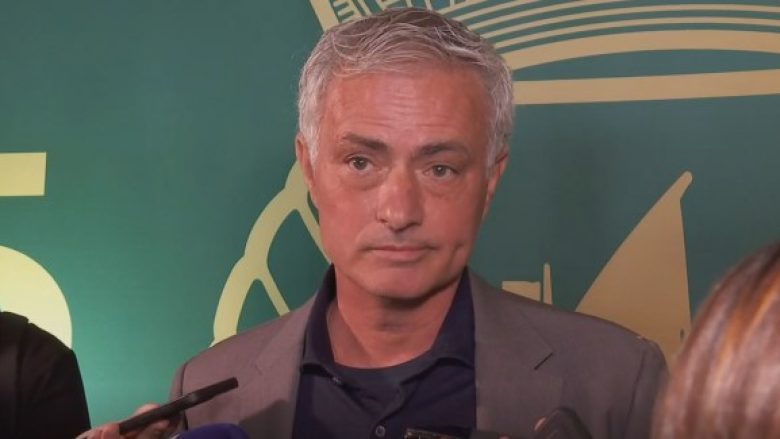 Jose Mourinho shkarkohet nga posti i trajnerit të Fenerbahces