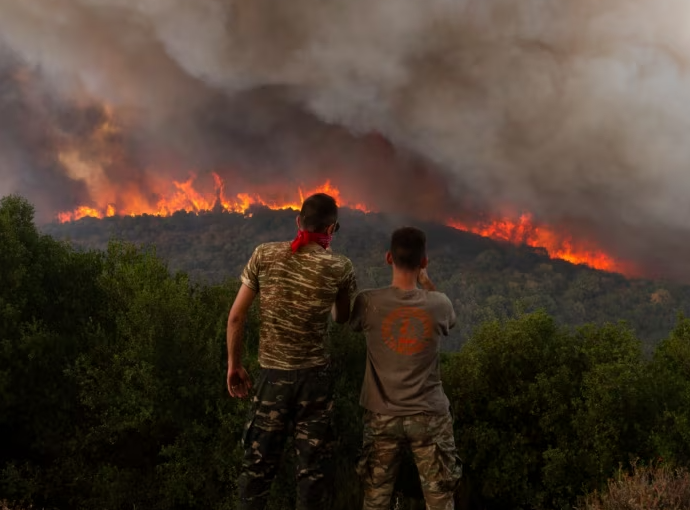 Greqia shton kapacitetet për të luftuar zjarret masive