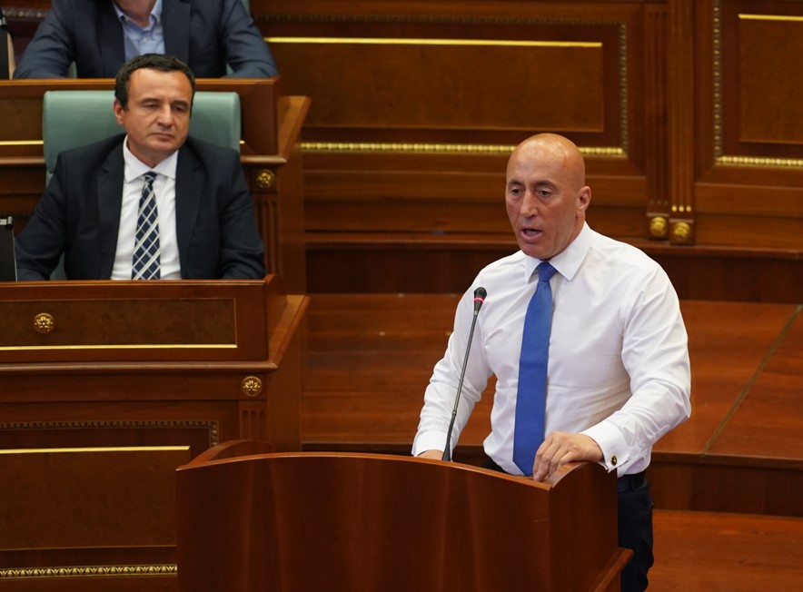 Haradinaj i përgjigjet ftesës së Kurtit: Sa i përket temës së kësaj darke, besoj se kjo bie në përgjegjësinë e shefave të grupeve parlamentare