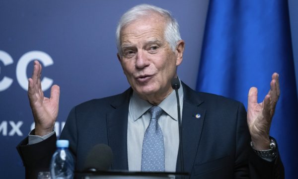 Borrell thotë se mezi pret të punojë me Qeverinë e re serbe