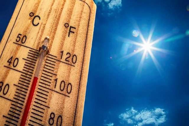 Temperaturat në Pakistan kalojnë 52 gradë Celsius