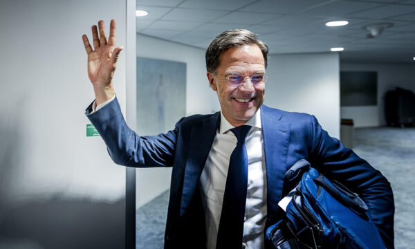 Mark Rutte emërohet shef i ri i NATO-s