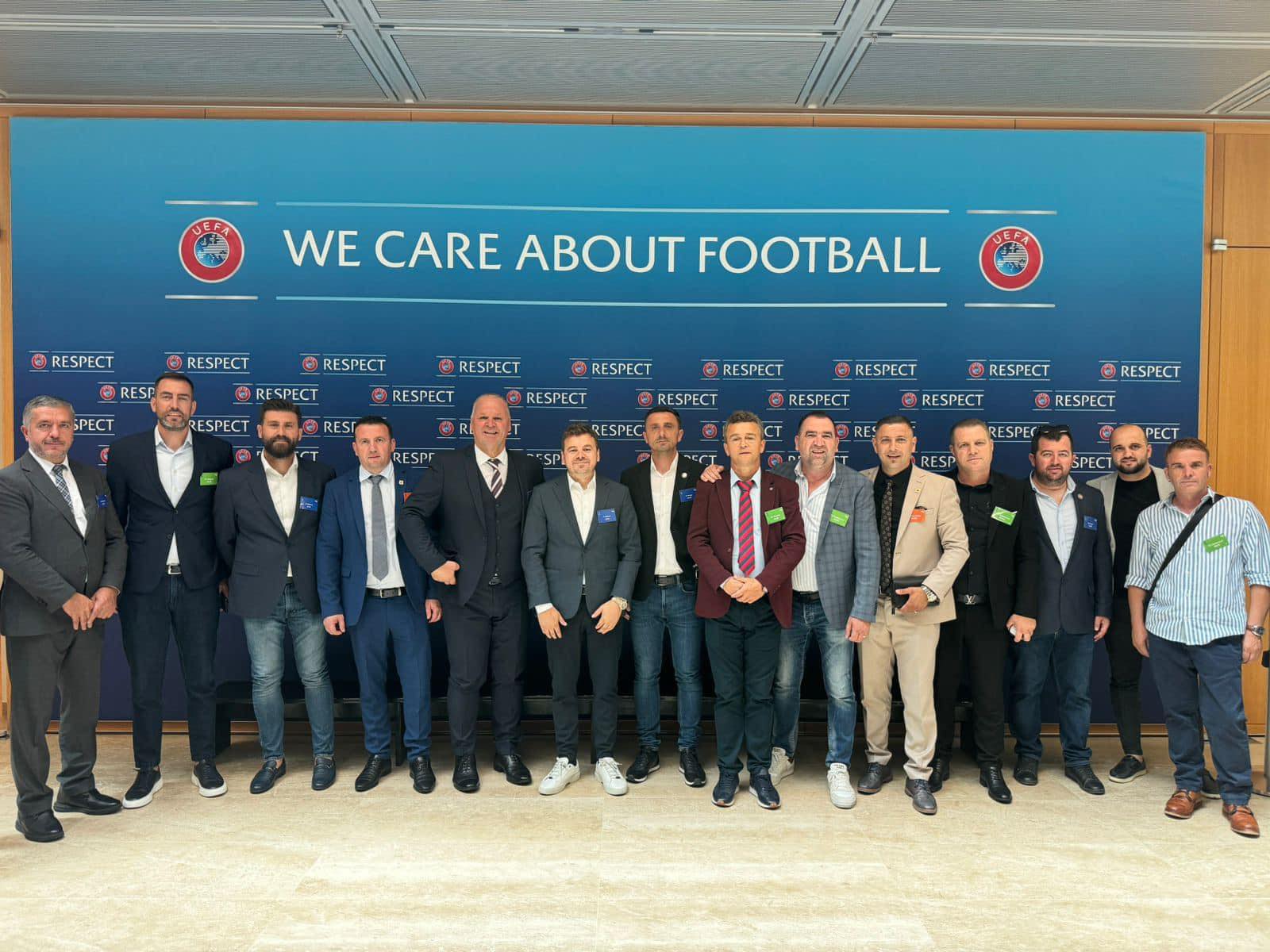 Për herë të parë presidentët e klubeve shqiptare, nga të gjitha trojet mblidhen në shortin e UEFA-së