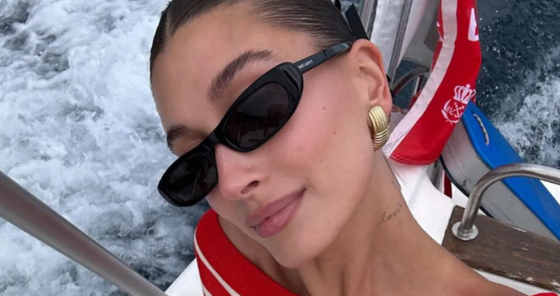 5 modele flokësh verore të frymëzuara nga e bukura Hailey Bieber