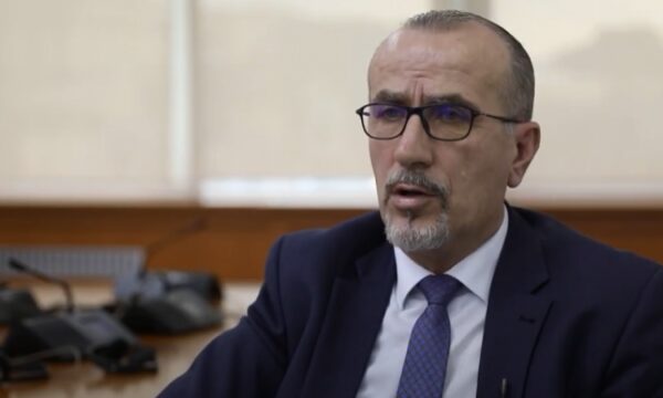 Haxhiu: Askush nga partnerët ndërkombëtarë s’i beson Kurtit, me Osmanin u bënë bashkë për interesa individuale