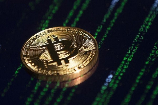 ​Bie ndjeshëm çmimi i Bitcoin