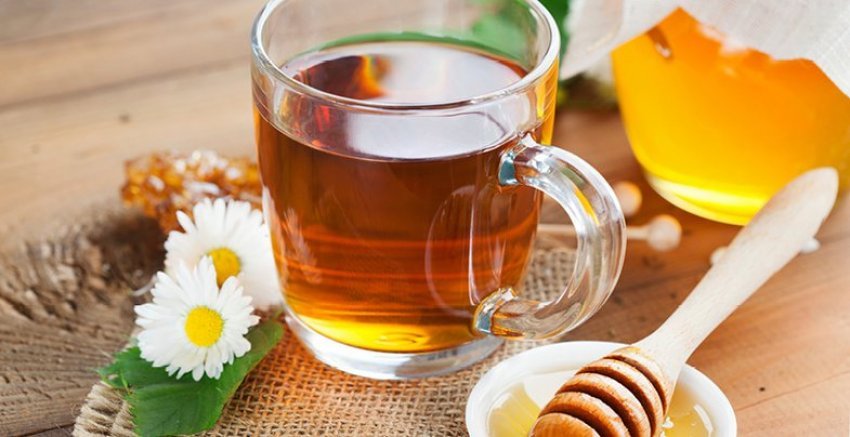 Kamomile me mjaltë, kura ideale e një gjumi të qetë