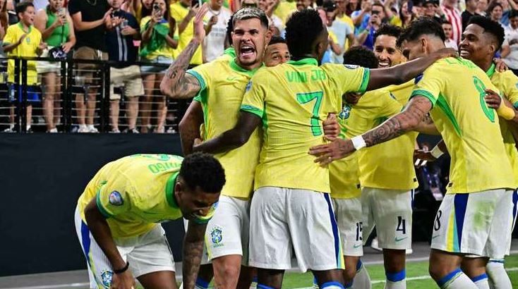 Brazili merr fitoren e parë në Copa America, fiton bindshëm ndaj Paraguajit