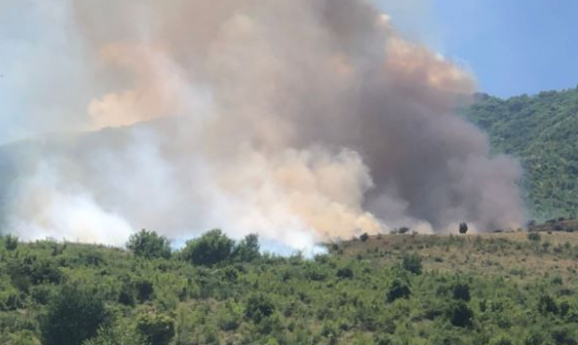 Zjarr masiv në malet e Gjirokastrës