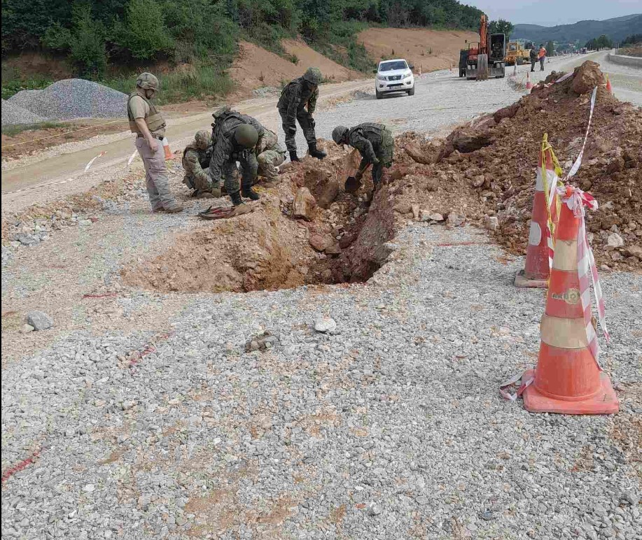 Largohen bombat e Luftës së Dytë Botërore në fshatin Shakovicë – FSK jep detaje