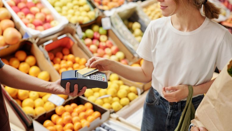 Cilat ushqime kanë më shumë vitaminë C? Është e rëndësishme të mos e teproni, kjo është doza e lejuar