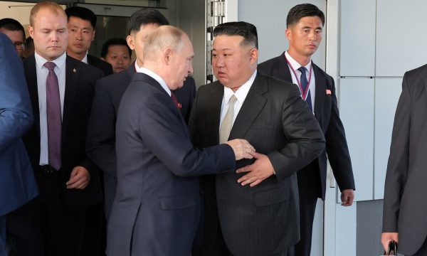 Koreja e Jugut dënon paktin Putin-Kim Jong Un, paralajmëron se do të rishqyrtojë armët për Ukrainën